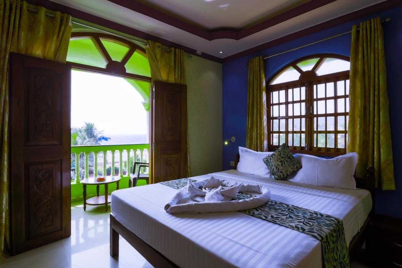 Larios Beach Holidays Resort Бага Екстер'єр фото