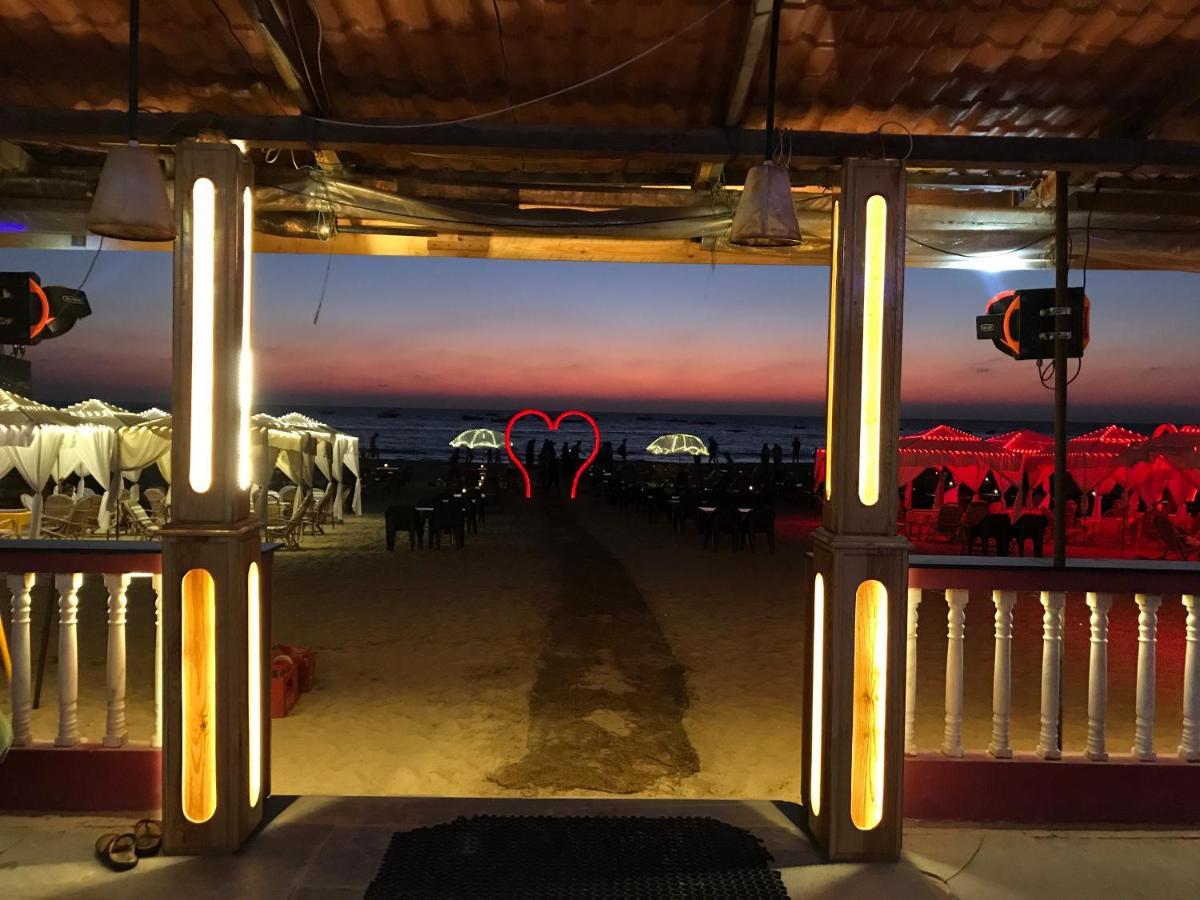 Larios Beach Holidays Resort Бага Екстер'єр фото