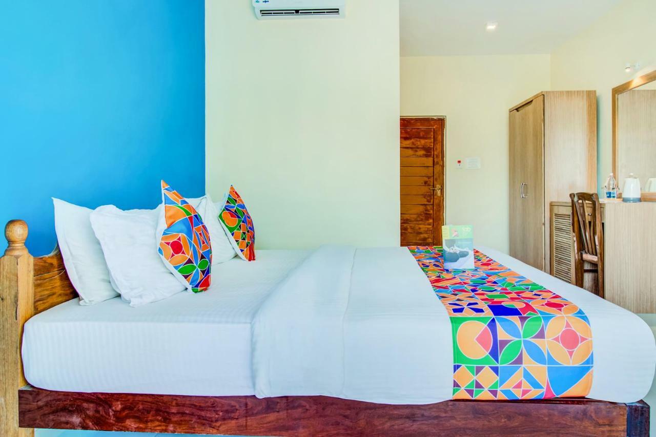 Larios Beach Holidays Resort Бага Екстер'єр фото
