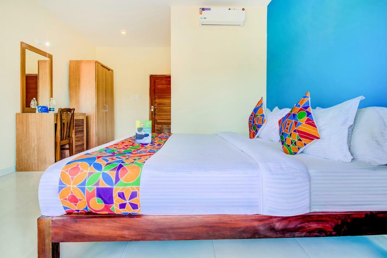 Larios Beach Holidays Resort Бага Екстер'єр фото